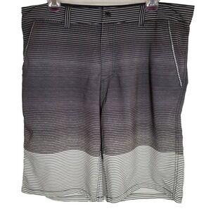 Distortion Black White Striped Board Shorts Pocketed Swim Trunks Mens Size 36